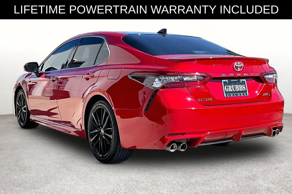 Used 2022 Toyota Camry XSE FWD image 15