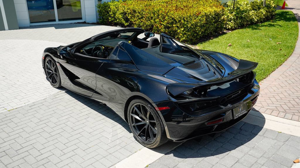 Used 2021 McLaren 720S Spider RWD image 16