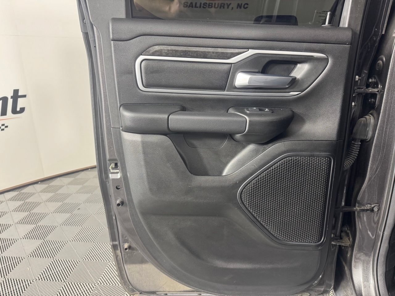 Used 2022 RAM 1500 Big Horn RWD image 20