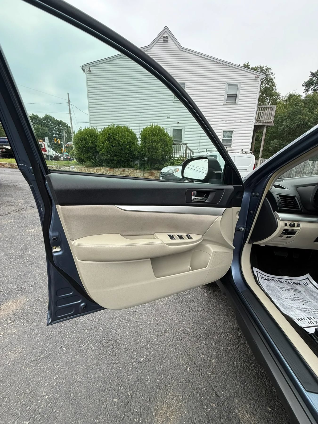 Used 2013 Subaru Outback 2.5i Premium w/ All-Weather Pkg AWD/4WD image 14