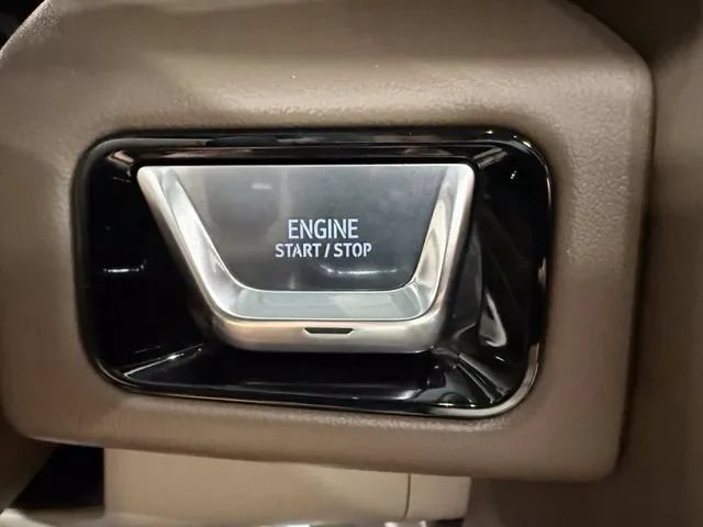 New 2026 GMC Yukon XL Denali w/ Denali Reserve Package AWD/4WD image 17