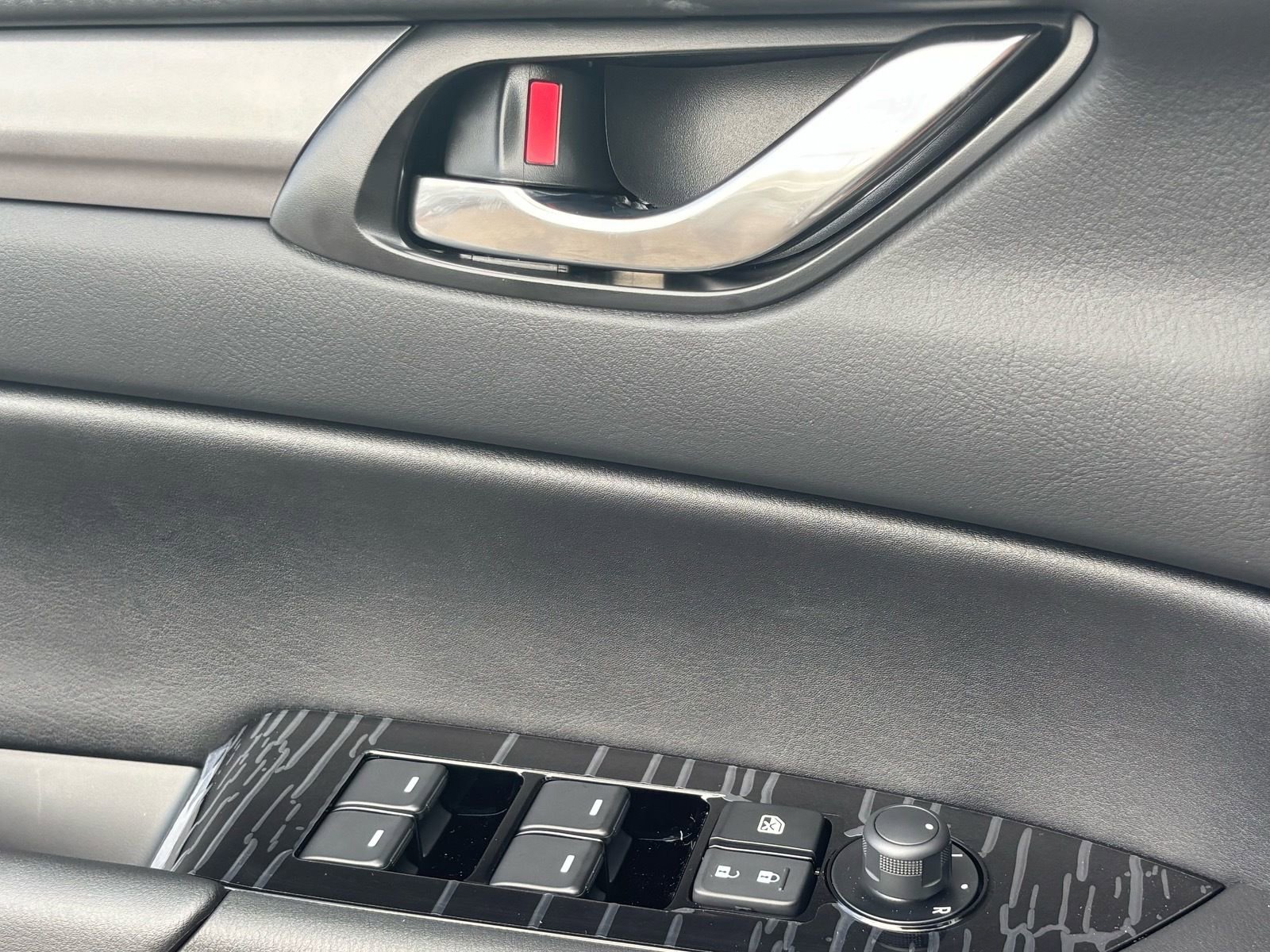 Used 2025 MAZDA CX-5 AWD 2.5 S w/ Select Package image 19