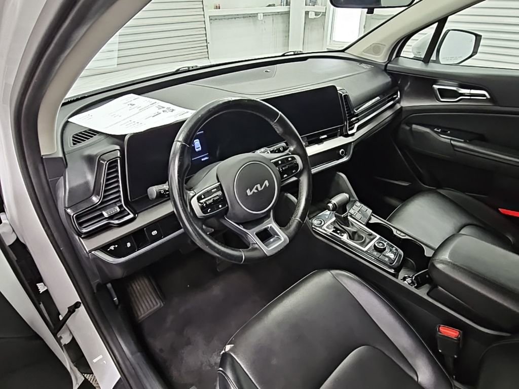Used 2023 Kia Sportage EX FWD image 12