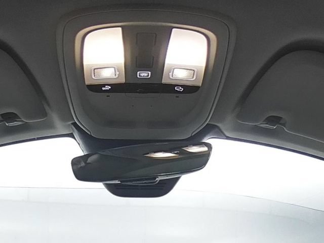 Used 2025 Volvo XC60 B5 Plus AWD/4WD image 24