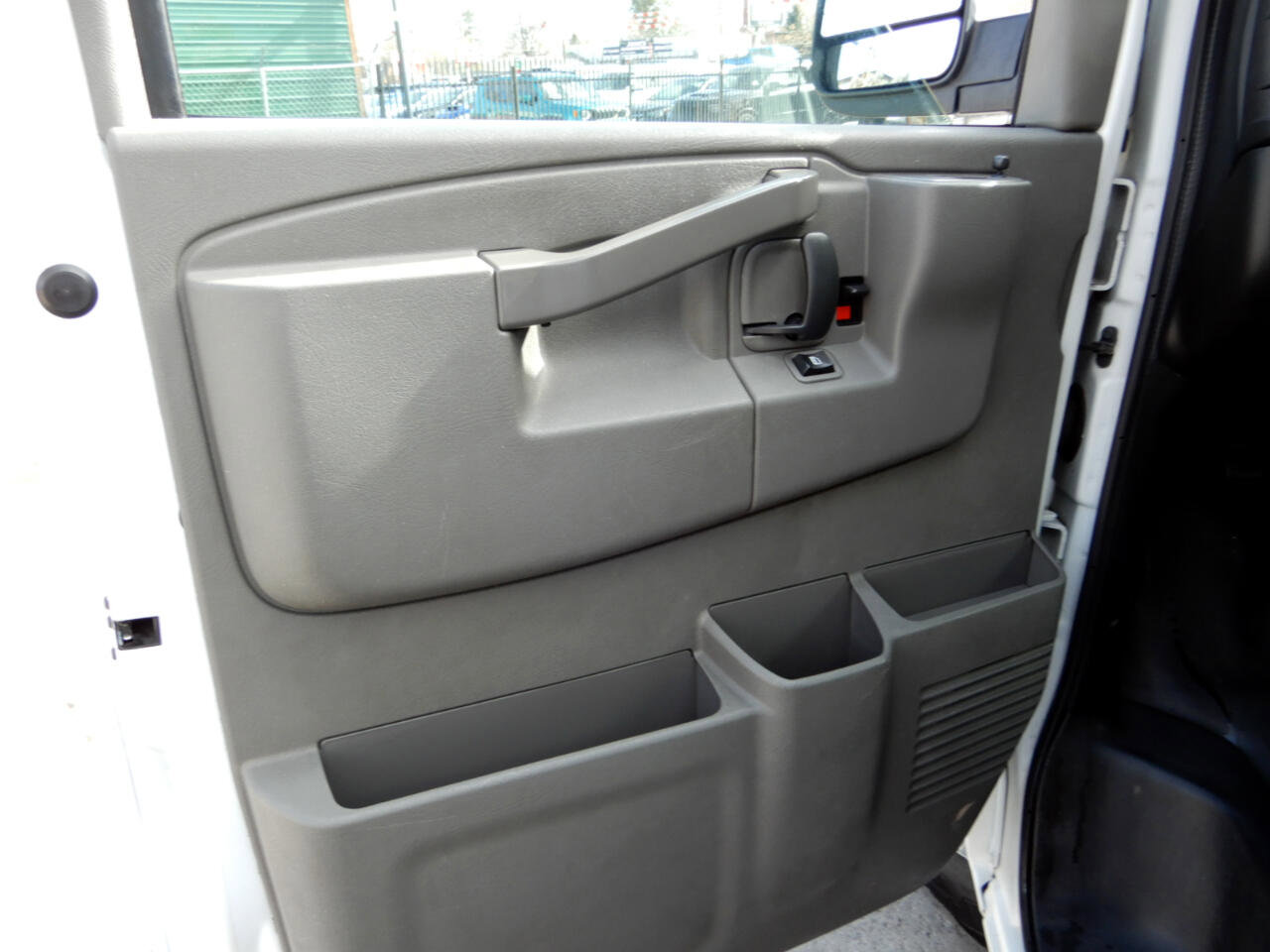 Used 2022 Chevrolet Express 2500 w/ Driver Convenience Package image 16