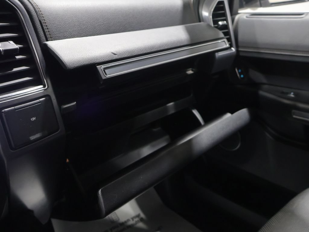 Used 2019 Ford Expedition Platinum AWD/4WD image 31