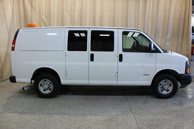 Used 2008 Chevrolet Express 3500 RWD image 3