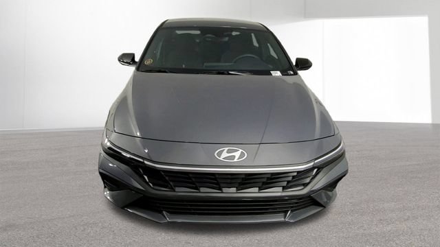 New 2026 Hyundai Elantra Sport FWD image 3