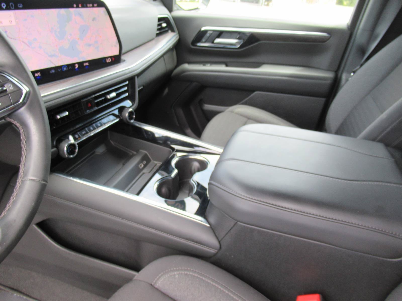 Certified 2025 Chevrolet Tahoe LS AWD/4WD image 16