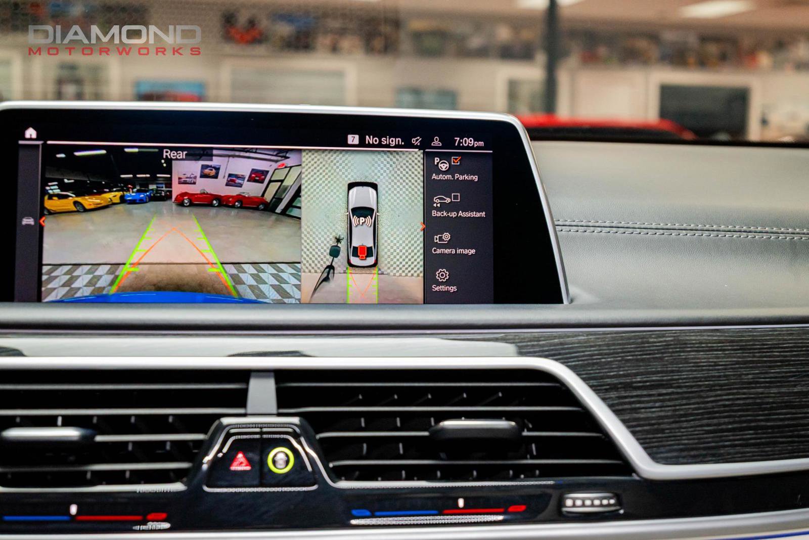 Used 2021 BMW 750i xDrive w/ Executive Package image 72