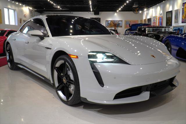 Used 2024 Porsche Taycan Turbo video 2