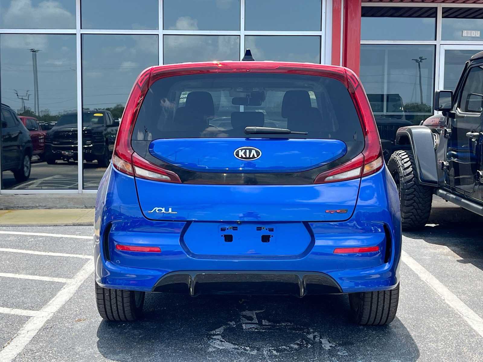 Used 2020 Kia Soul GT-Line w/ GT 2.0L Power Sunroof Package FWD image 4
