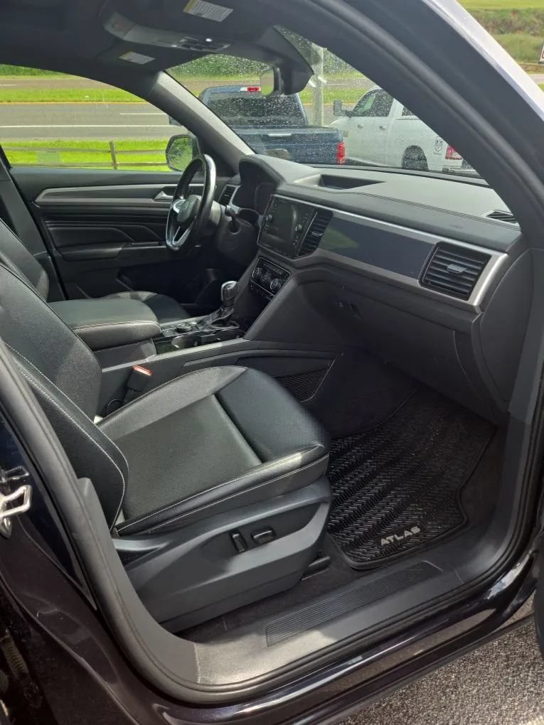 Used 2020 Volkswagen Atlas Cross Sport SEL AWD/4WD image 8