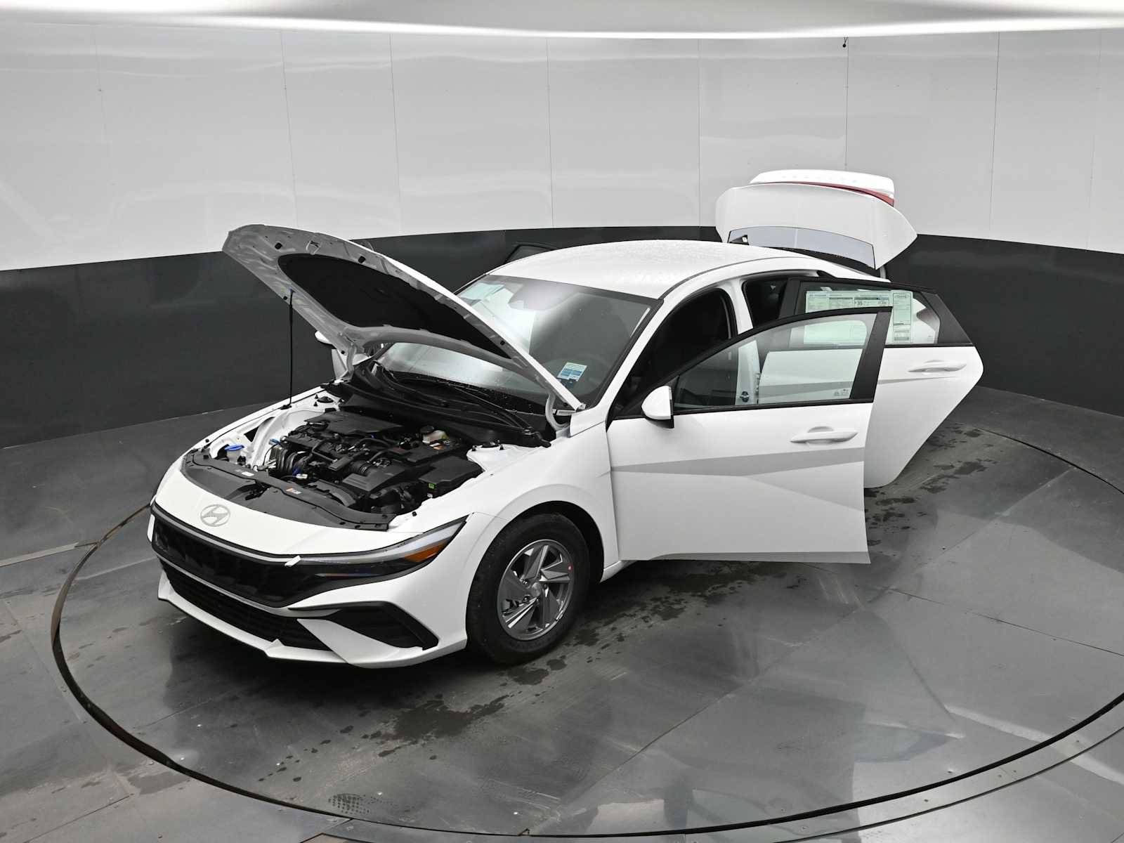 New 2026 Hyundai Elantra SE FWD image 42