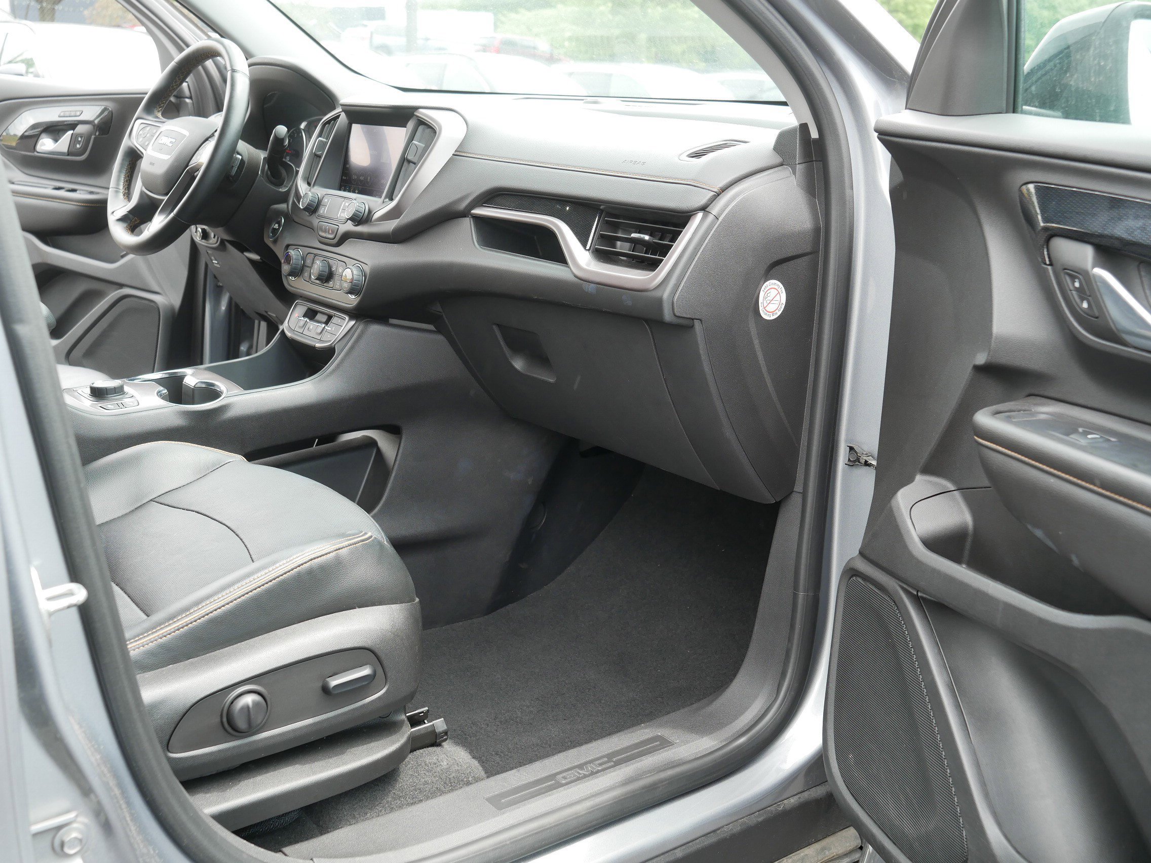 Used 2023 GMC Terrain AT4 AWD/4WD image 19