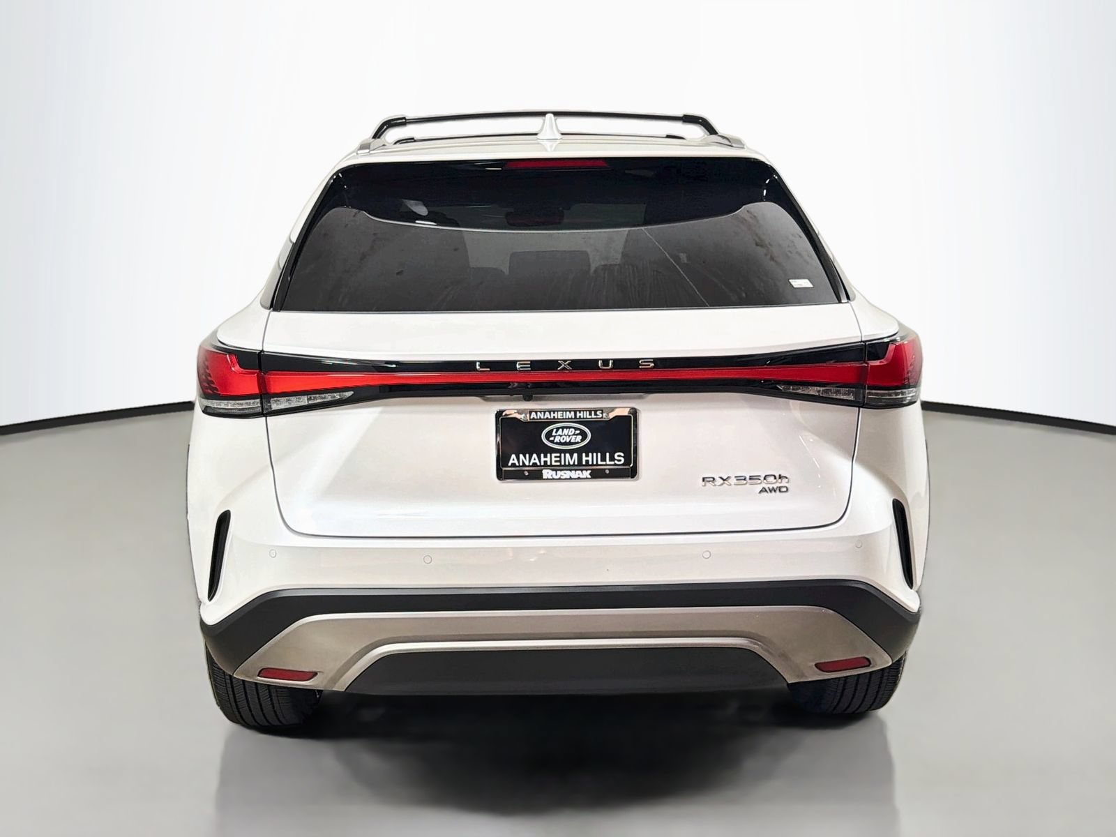 Used 2025 Lexus RX 350h w/ Convenience Package AWD/4WD image 4