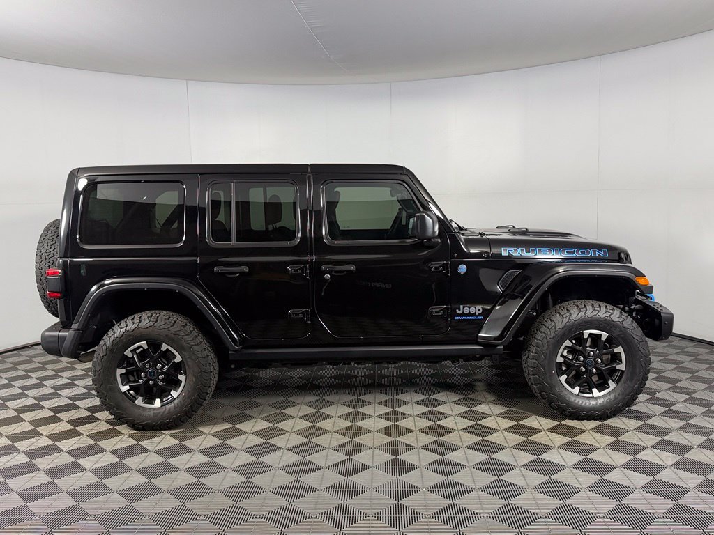 Used 2024 Jeep Wrangler Unlimited Rubicon 4xe AWD/4WD image 5