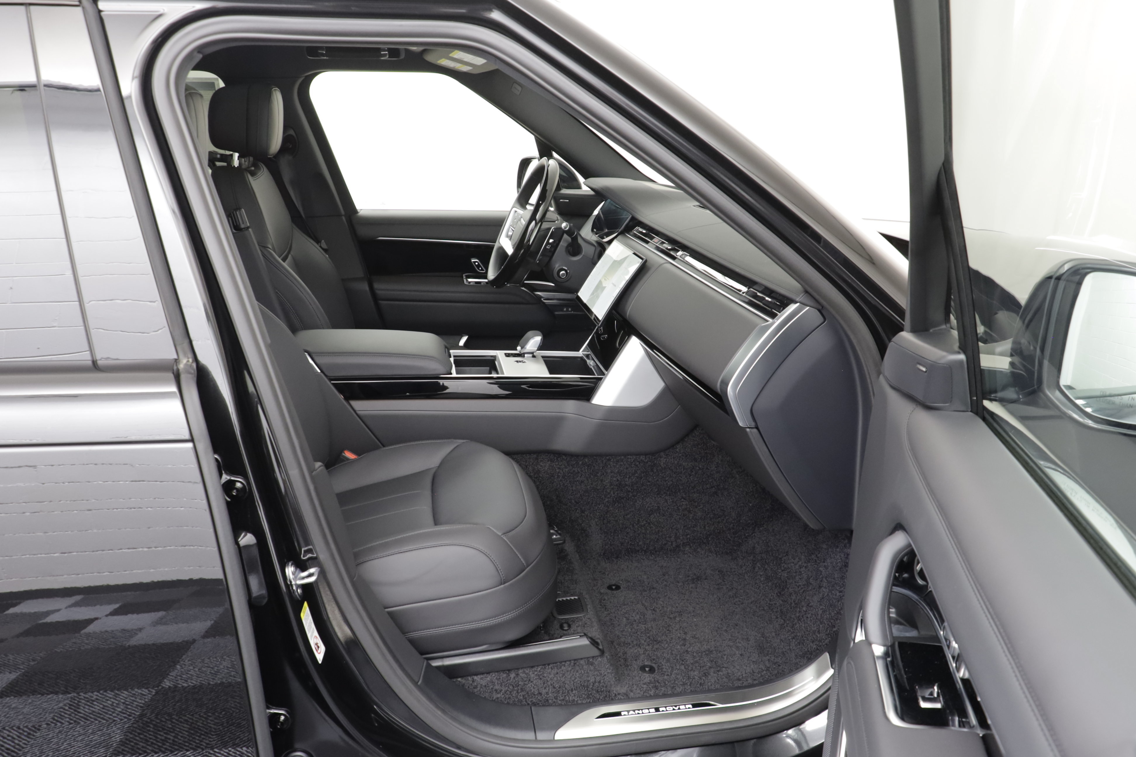 New 2026 Land Rover Range Rover SE AWD/4WD image 21