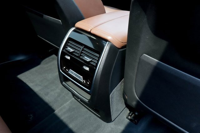 Used 2020 BMW X7 xDrive40i w/ Premium Package image 60