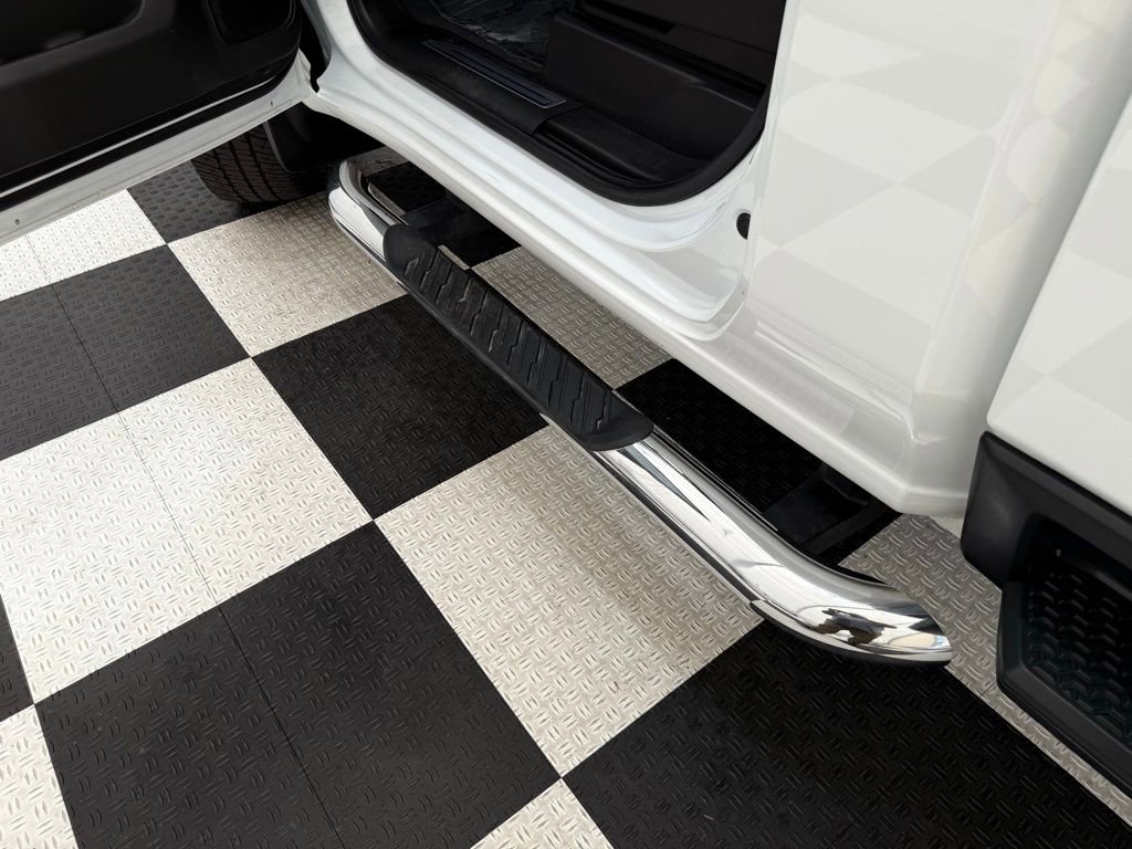 Used 2022 GMC Sierra 2500 SLE w/ SLE Convenience Package image 21