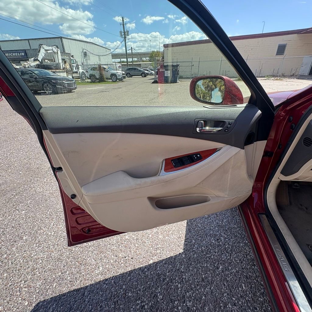 Used 2010 Lexus ES 350 image 9