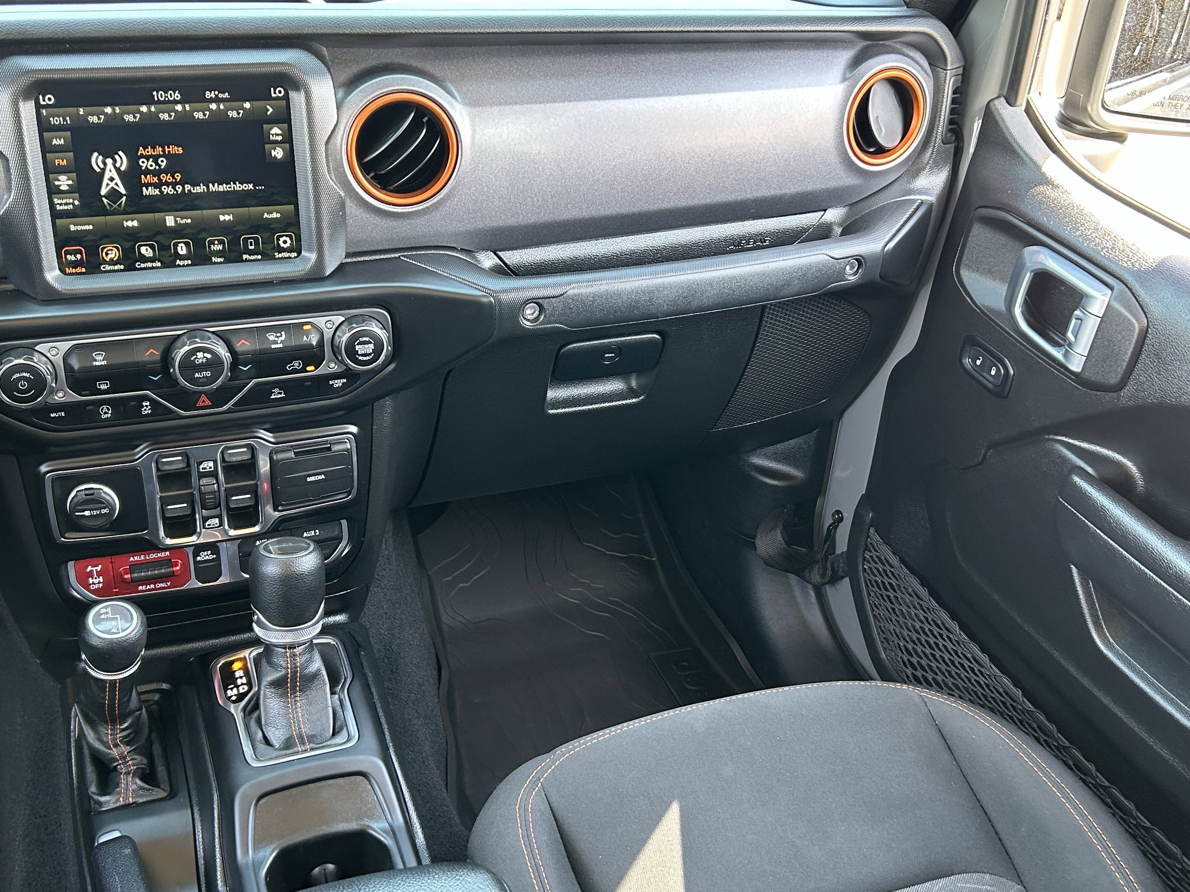 Certified 2022 Jeep Gladiator Mojave w/ Trailer Tow Package image 15