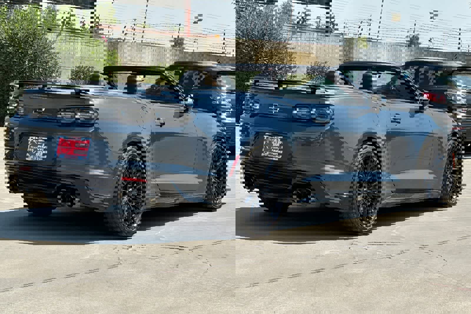 Used 2021 Chevrolet Camaro ZL1 w/ LPO, ZL1 Protection Package image 3