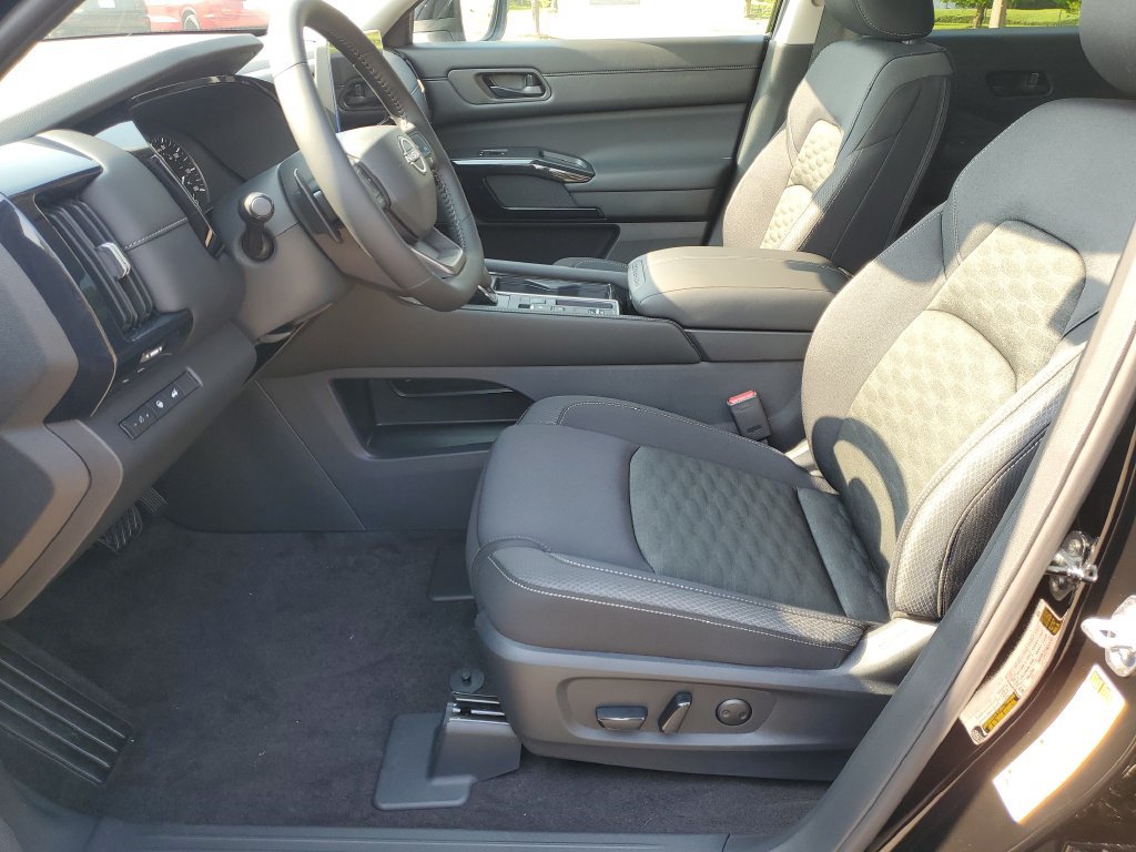 New 2026 Nissan Pathfinder SV FWD image 19