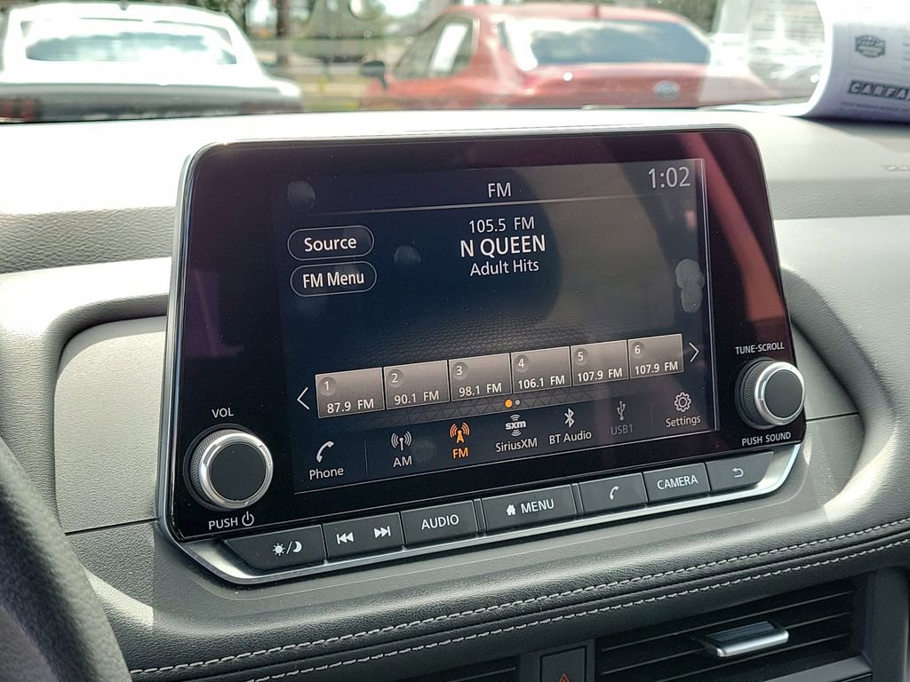 Used 2024 Nissan Rogue SV image 23