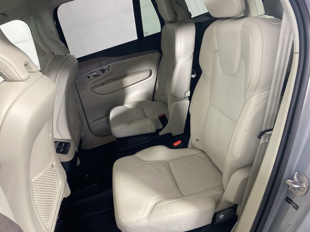 Used 2024 Volvo XC90 B6 Ultimate w/ Protection Package Premier AWD/4WD image 13