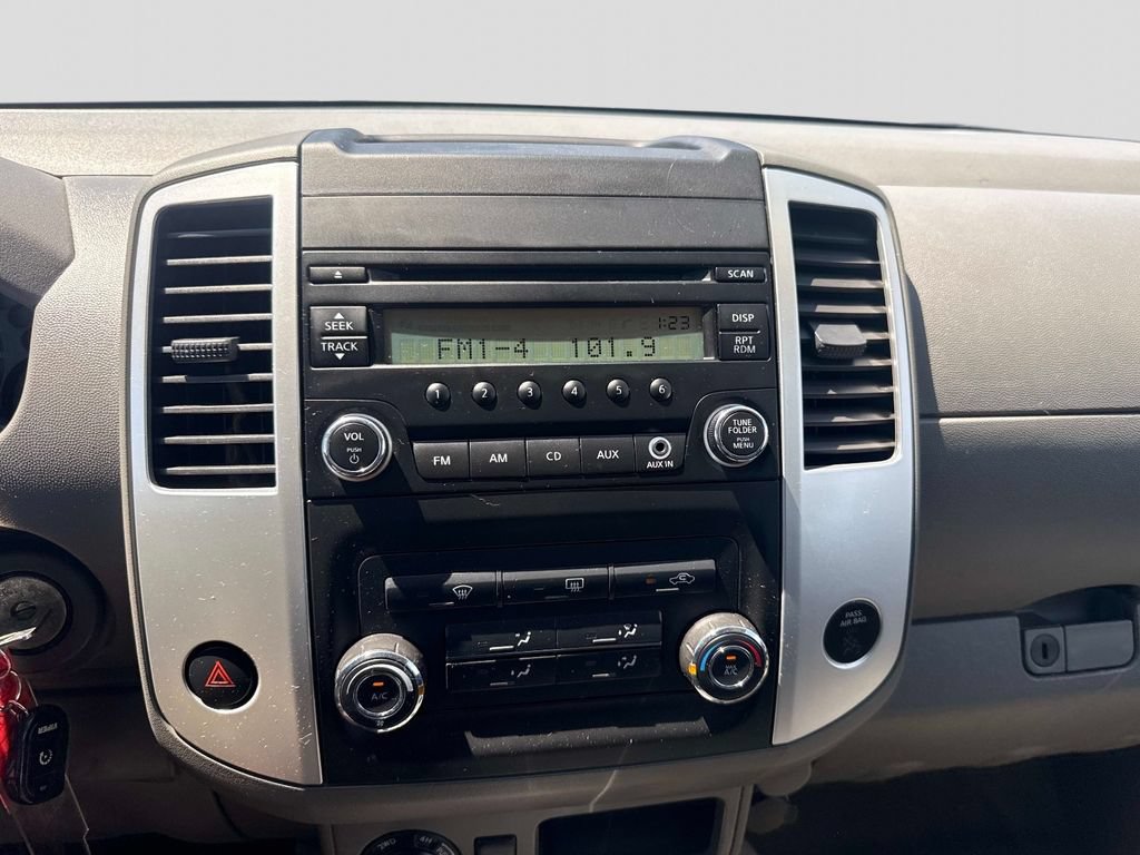 Used 2016 Nissan Frontier S AWD/4WD image 21
