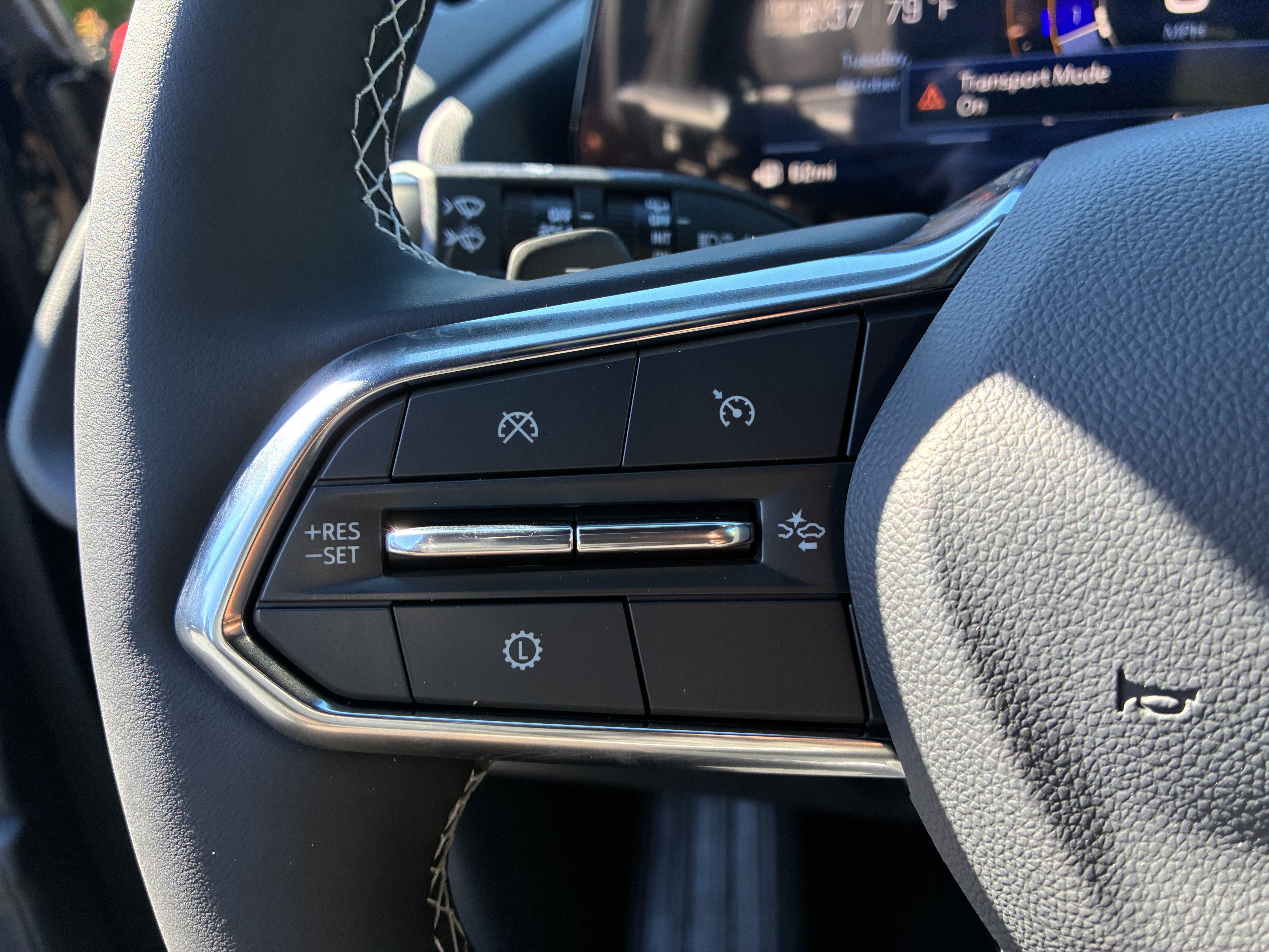 New 2027 Chevrolet Traverse LT FWD image 30