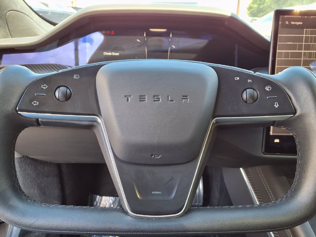 Used 2022 Tesla Model S Plaid AWD/4WD image 7