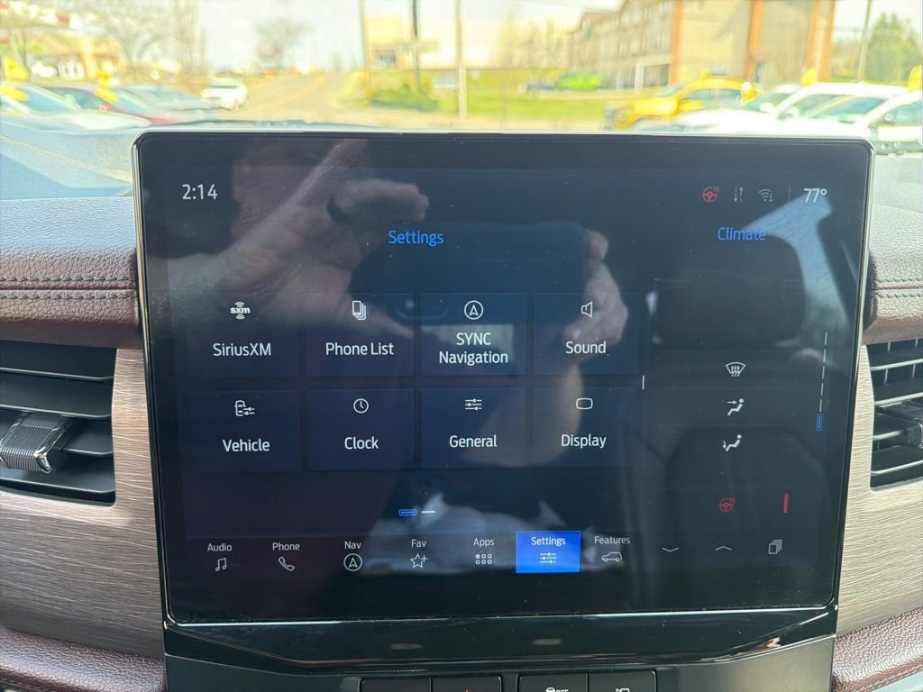 Used 2024 Ford Expedition Limited image 27
