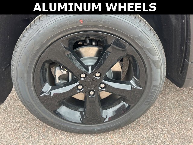 New 2025 Jeep Grand Cherokee L Limited w/ Black Appearance Package image 10