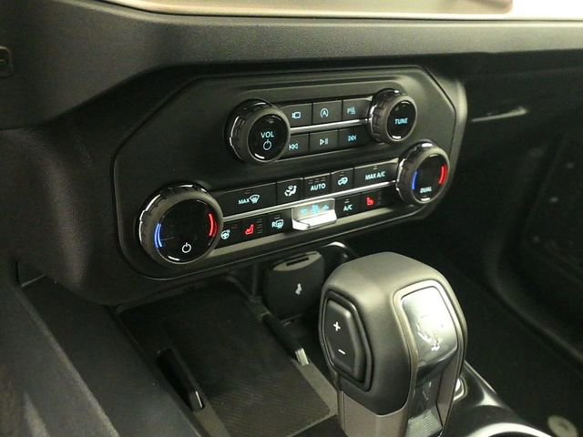 New 2026 Ford Bronco Outer Banks image 17