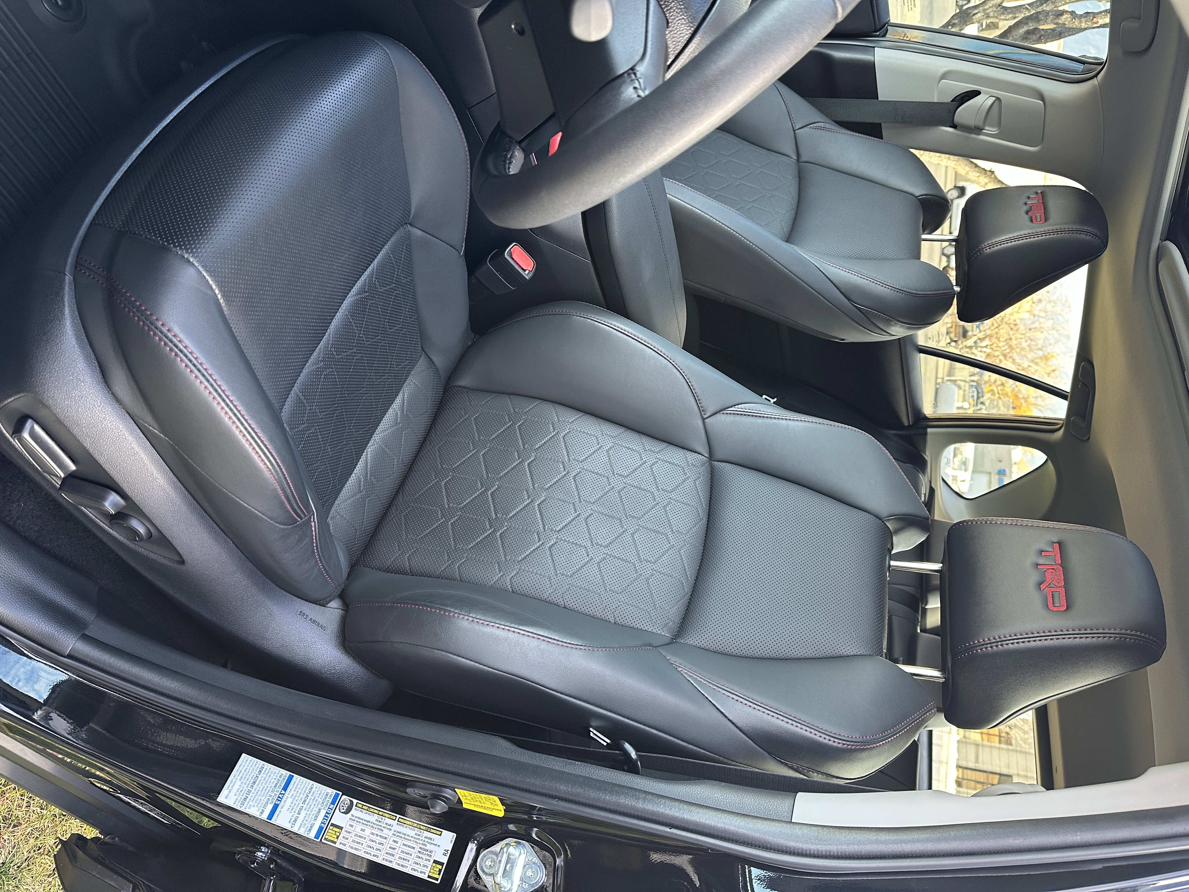 Used 2021 Toyota RAV4 TRD Off-Road image 18