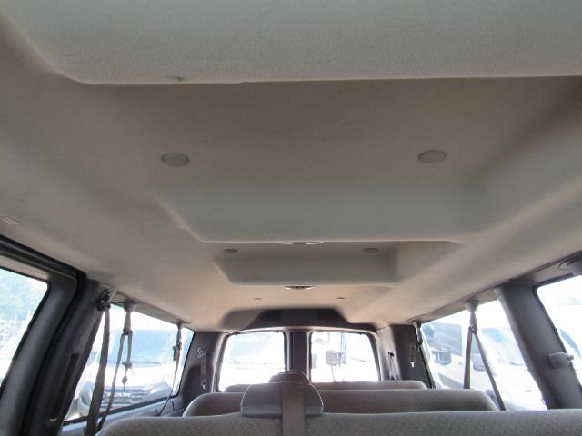 Used 2019 Chevrolet Express 3500 LT w/ LT Preferred Equipment Group image 8