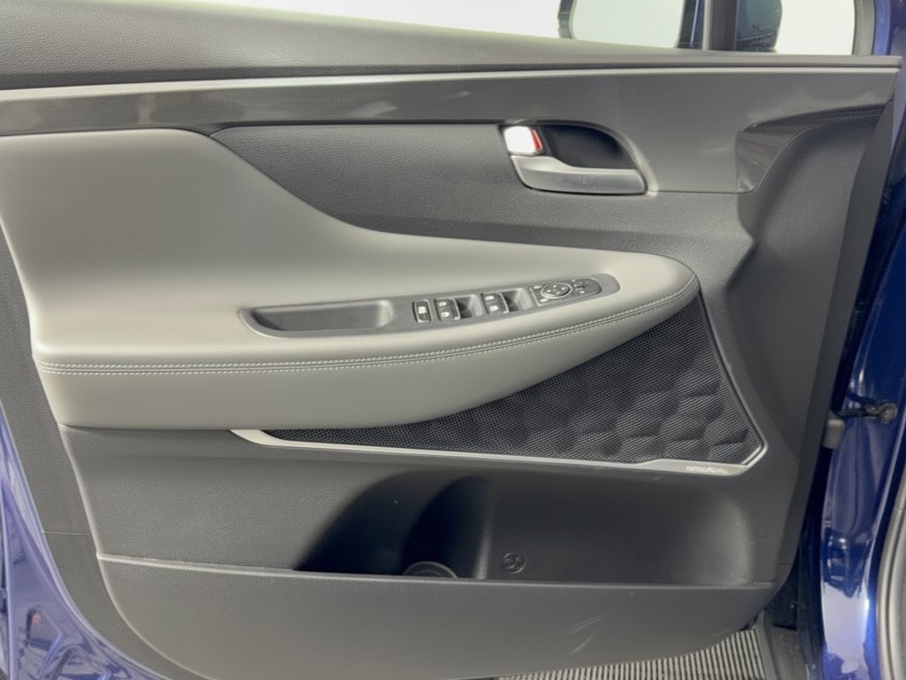 Used 2023 Hyundai Santa Fe SEL w/ Premium Package FWD image 14