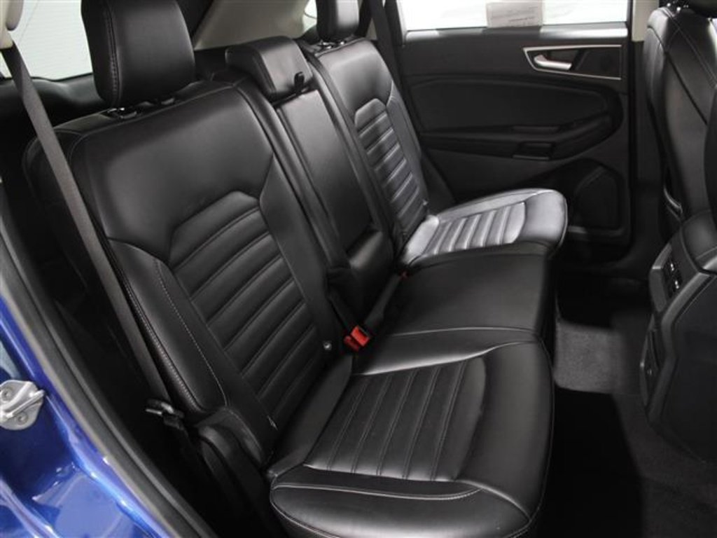 Used 2023 Ford Edge SEL image 15