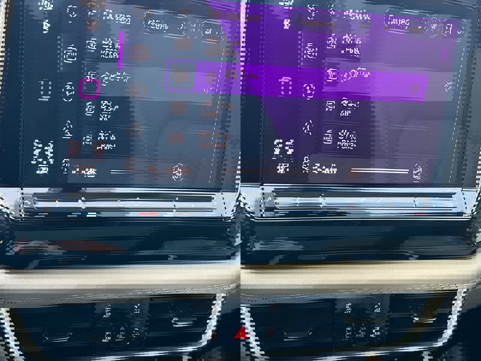 Used 2024 Volkswagen Atlas SEL Premium R-Line image 23