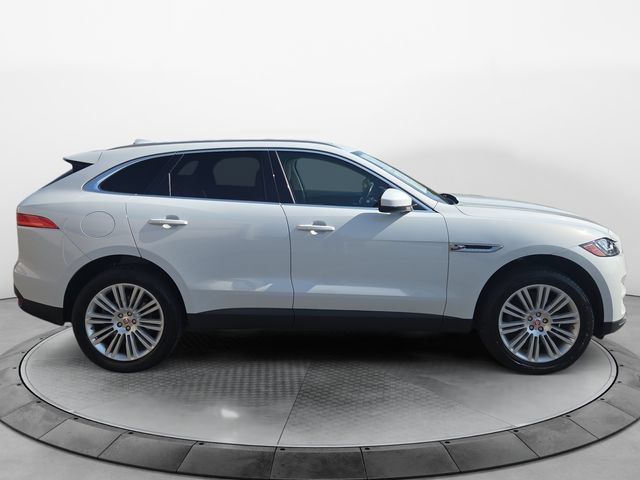Used 2019 Jaguar F-PACE Portfolio AWD/4WD image 6
