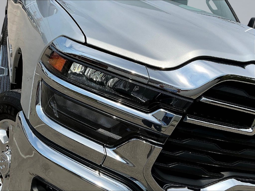 Used 2026 RAM 2500 Big Horn AWD/4WD image 33