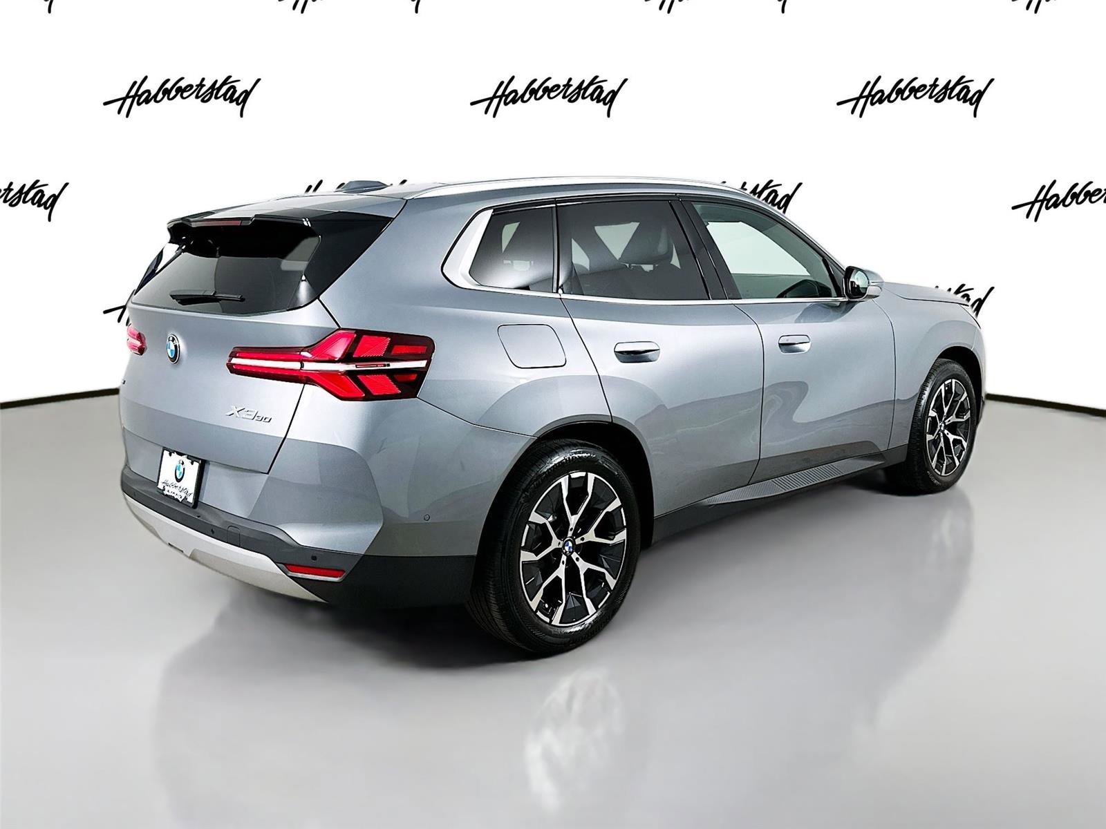 Used 2025 BMW X3 xDrive30i w/ Convenience Package image 5