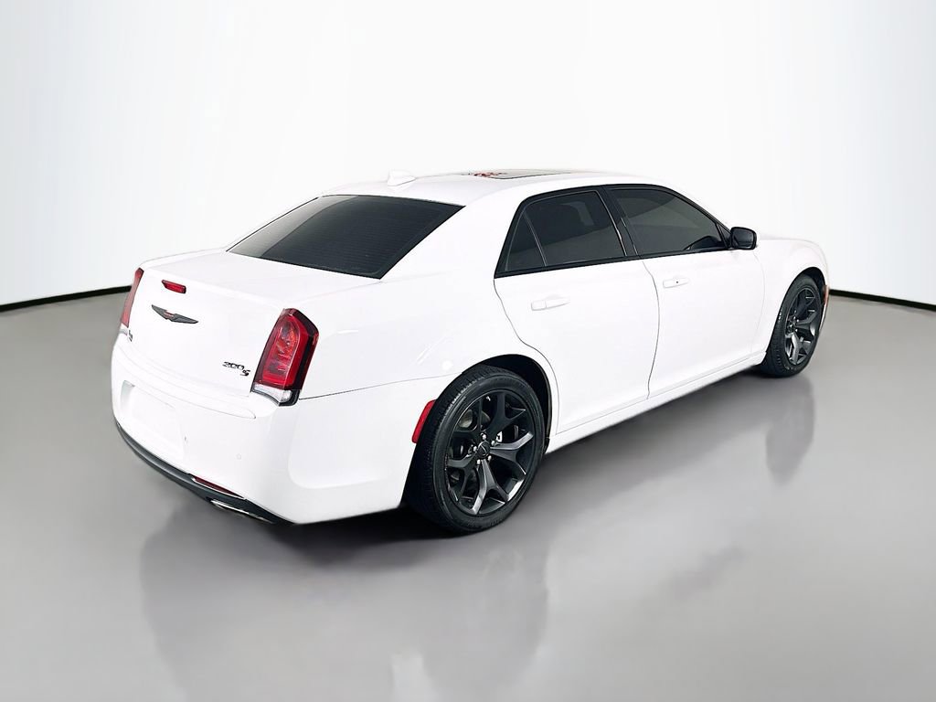 Used 2022 Chrysler 300 S image 7