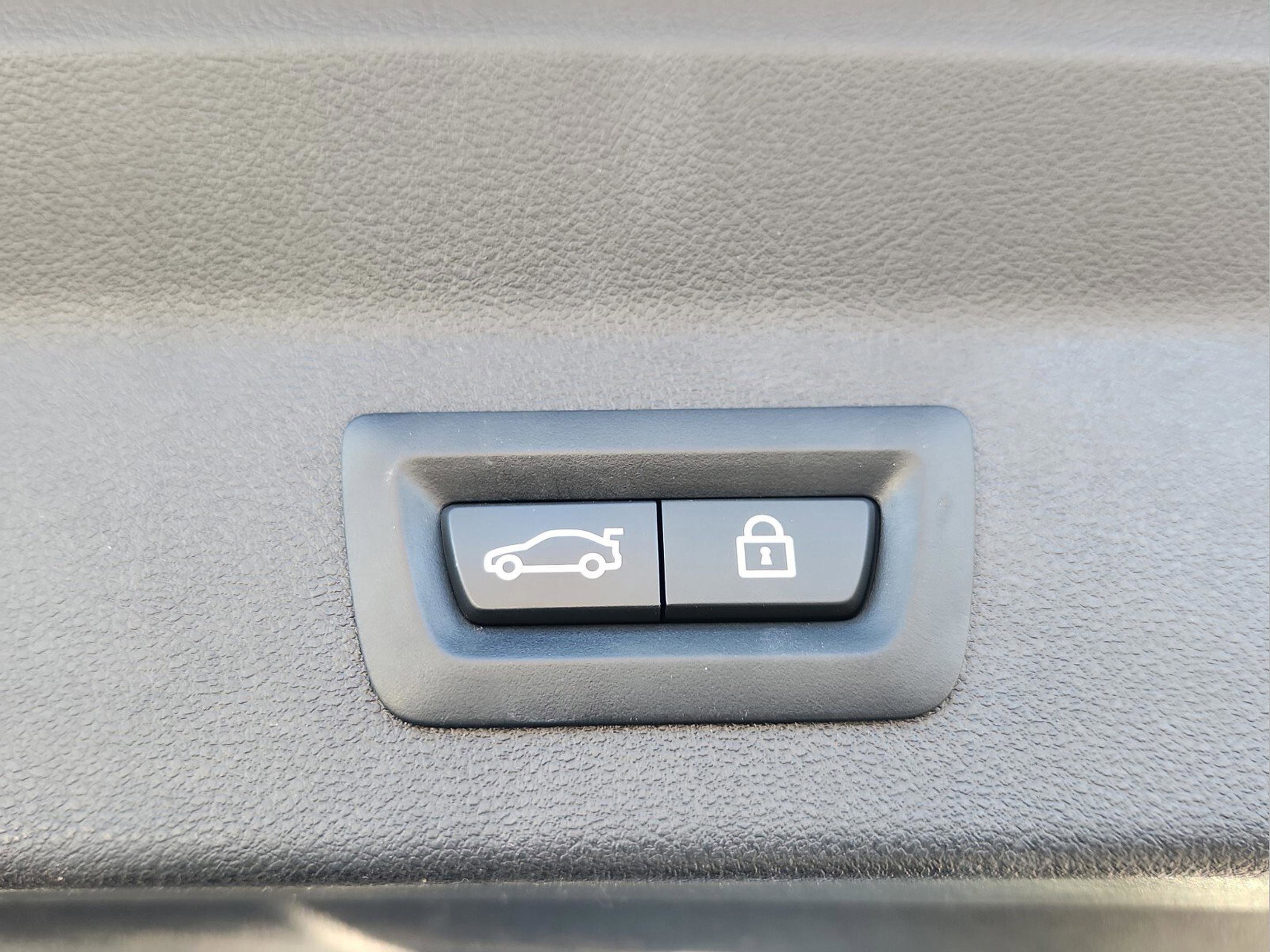 Used 2023 BMW X3 sDrive30i w/ M Sport Package image 29