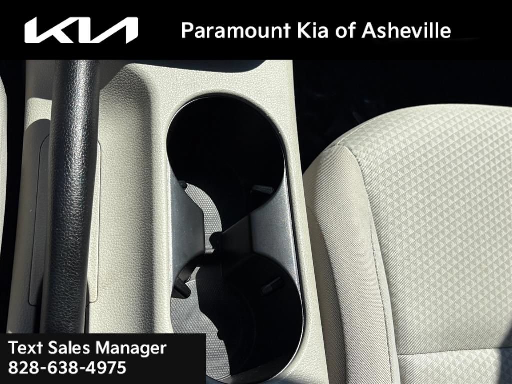 Used 2020 Kia Soul LX FWD image 26