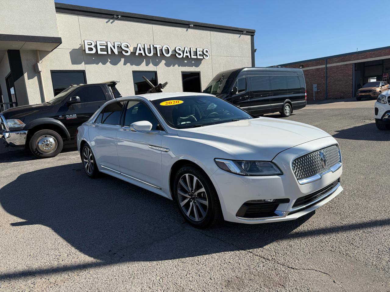 Used 2020 Lincoln Continental image 4