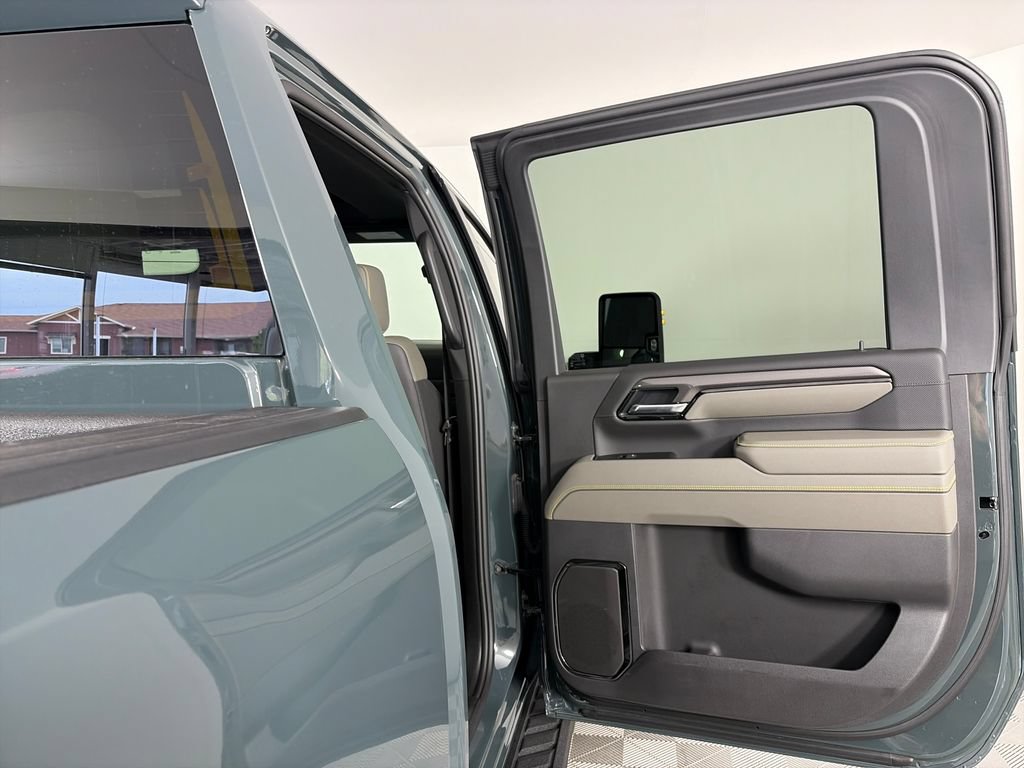 Used 2026 Chevrolet Silverado 2500 ZR2 w/ LPO, Dark Essentials Package AWD/4WD image 28