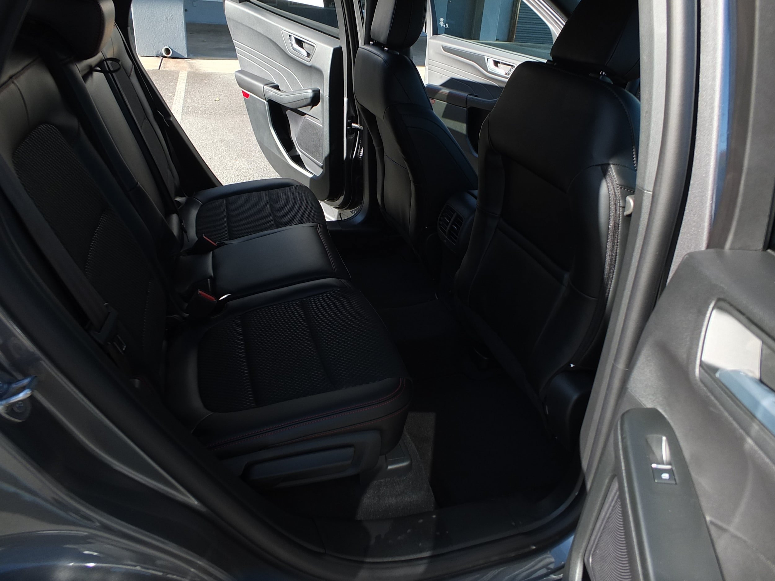 New 2026 Ford Escape ST-Line w/ Tech Pack #1 FWD image 12